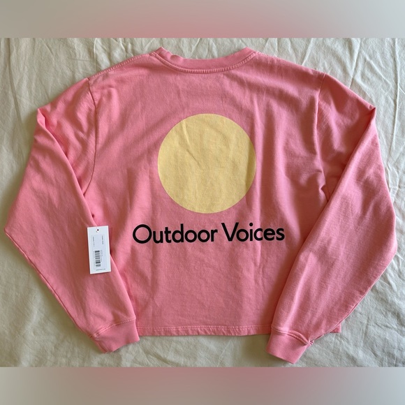 NWT Outdoor Voices Circle Logo Cropped Crewneck Pink Punch Medium - Picture 3 of 7